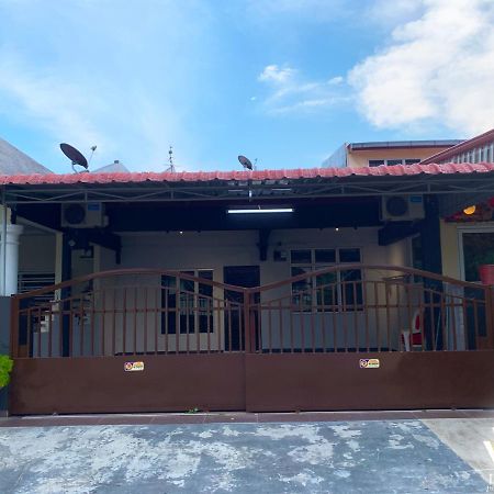 Malim Melaka Homestay Bagian luar foto
